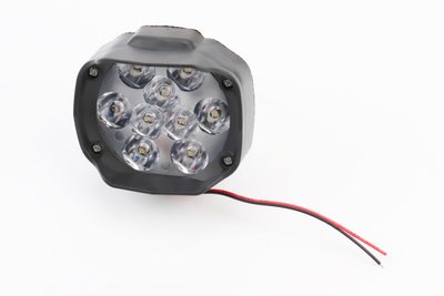 Фара дополнительная светодиодная влагозащитная - 9 LED, (77*64mm) с креплением 324495 фото