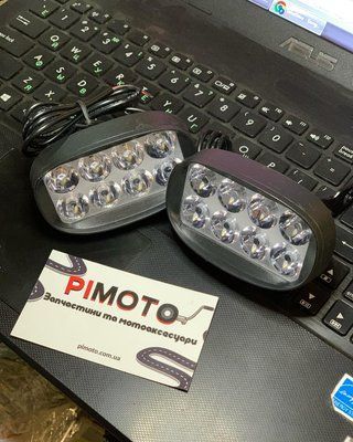 Фара додаткова світлодіодна вологозахисна (85*50mm) - 8 LED з кріпленням під дзеркало, к-кт 2шт 351206 фото